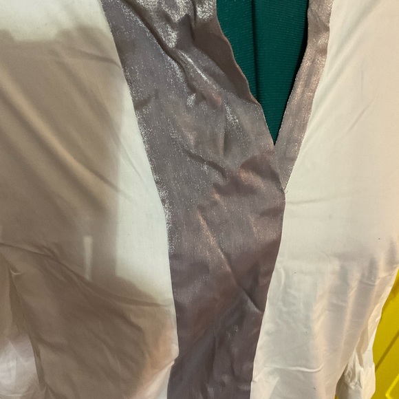 White cotton blouse with silver front - Picture 5 of 5